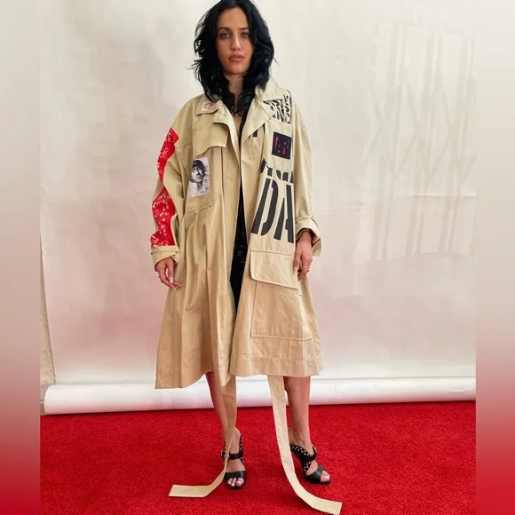 Vivienne Westwood “ACTIVE RESISTANCE TO PROPAGANDA” TRENCH COAT NWT SS16 - Picture 7 of 13